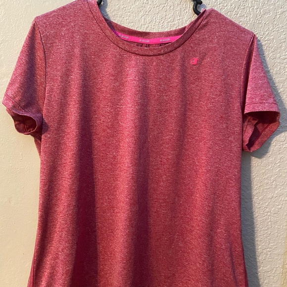 CHAMPION PINK ATHLETIC SHIRT 💗🌸🎀 - Picture 1 of 3